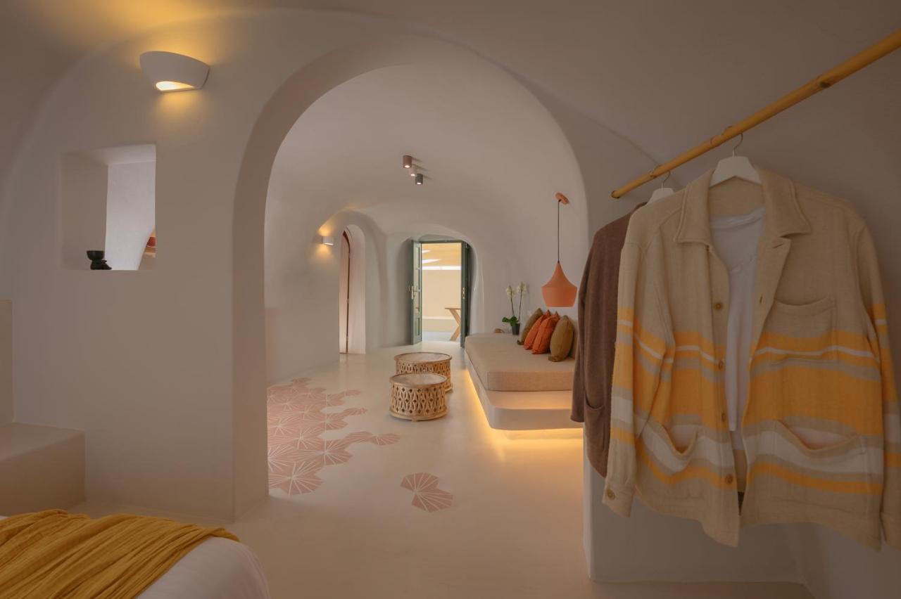 Elements Cave Suites Megalochori  Exteriör bild