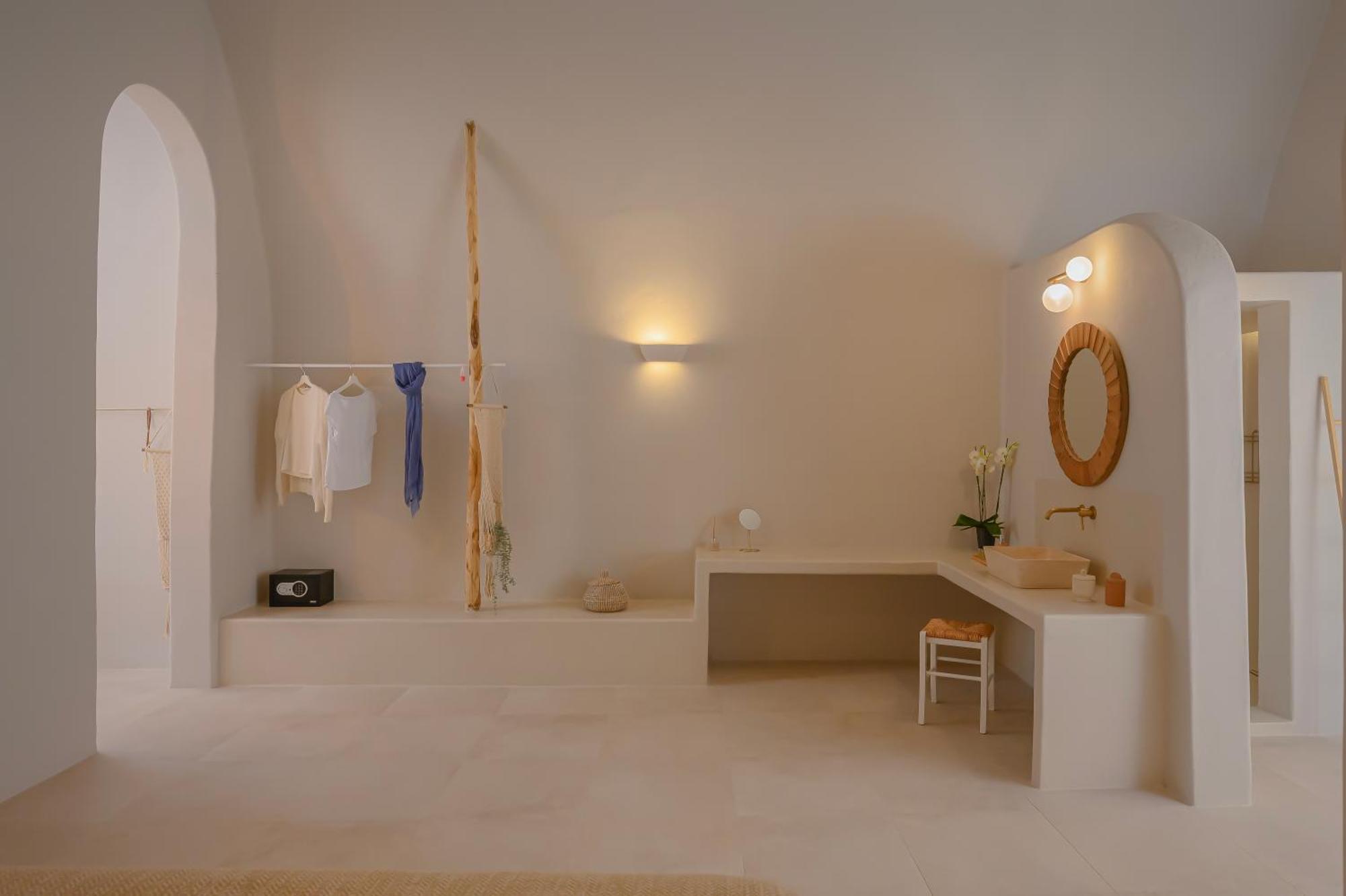 Elements Cave Suites Megalochori  Rum bild