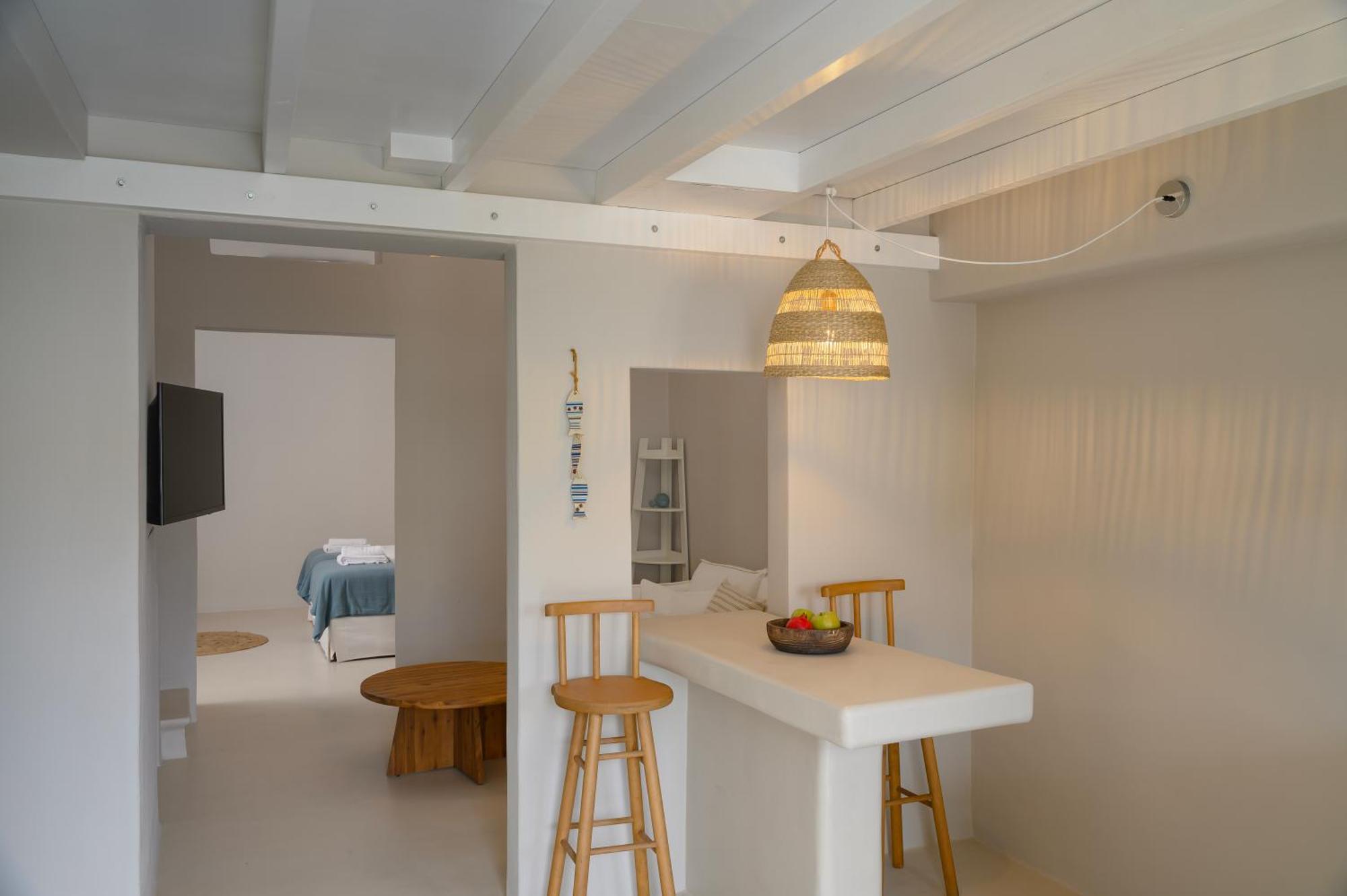 Elements Cave Suites Megalochori  Rum bild